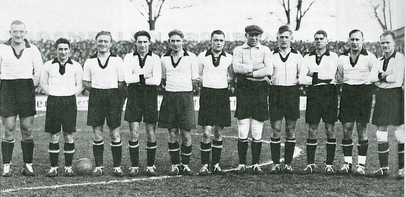 <span  class="uc-style-37724285322" style="font-family:'Open Sans';font-weight:300;font-size:44px;color:#ffffff;">Die Mannschaft von 1929</span>