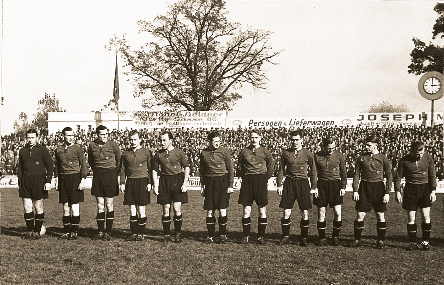 <span  class="uc-style-152387085409" style="font-family:'Open Sans';font-weight:300;font-size:44px;color:#ffffff;">Die Mannschaft von 1941</span>