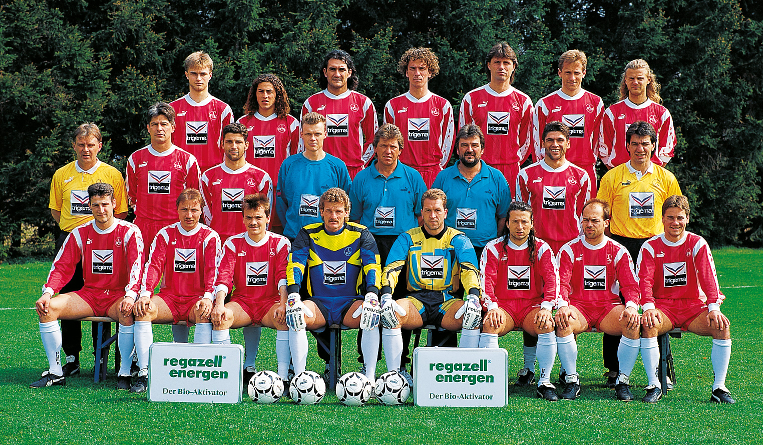 <span  class="uc-style-187308695744" style="font-family:'Open Sans';font-weight:300;font-size:42px;color:#ffffff;">Die Mannschaft von 1993/94</span>